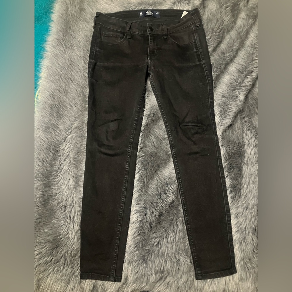 Hollister Women’s Low Rise Super Skinny Jeans Black 4